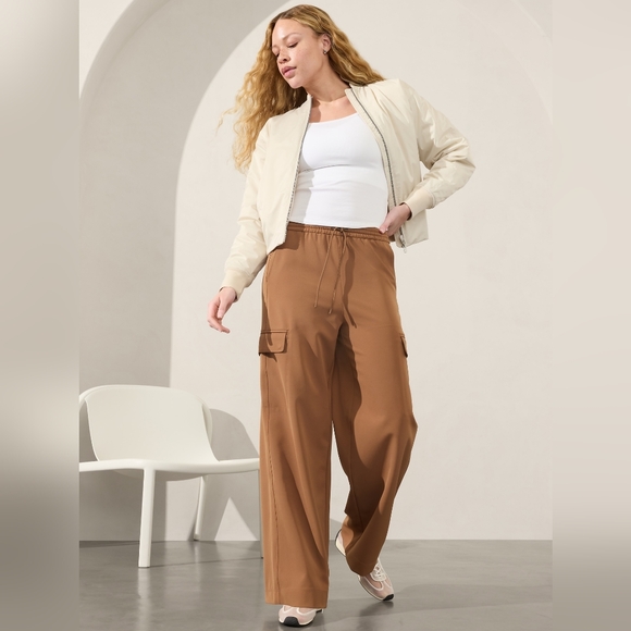 Athleta Pants - NWT Athleta Promenade Cargo Pants